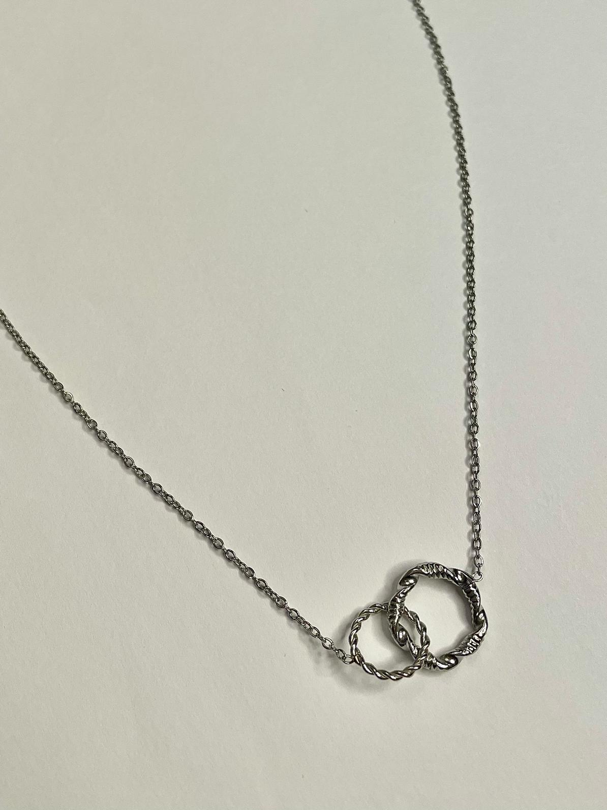 Collier Jane